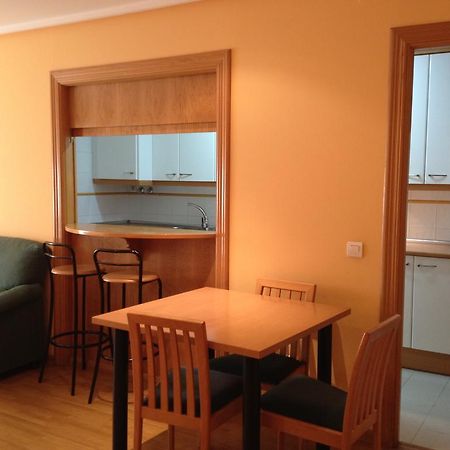 Apartamentos Turisticos Puerta De León Kültér fotó