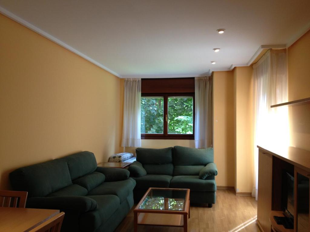 Apartamentos Turisticos Puerta De León Kültér fotó
